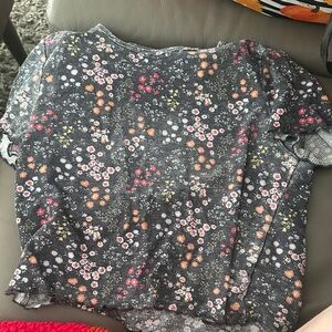 American Eagle Outfitters Floral Short Sleeve Tee - Gray and Multicolor